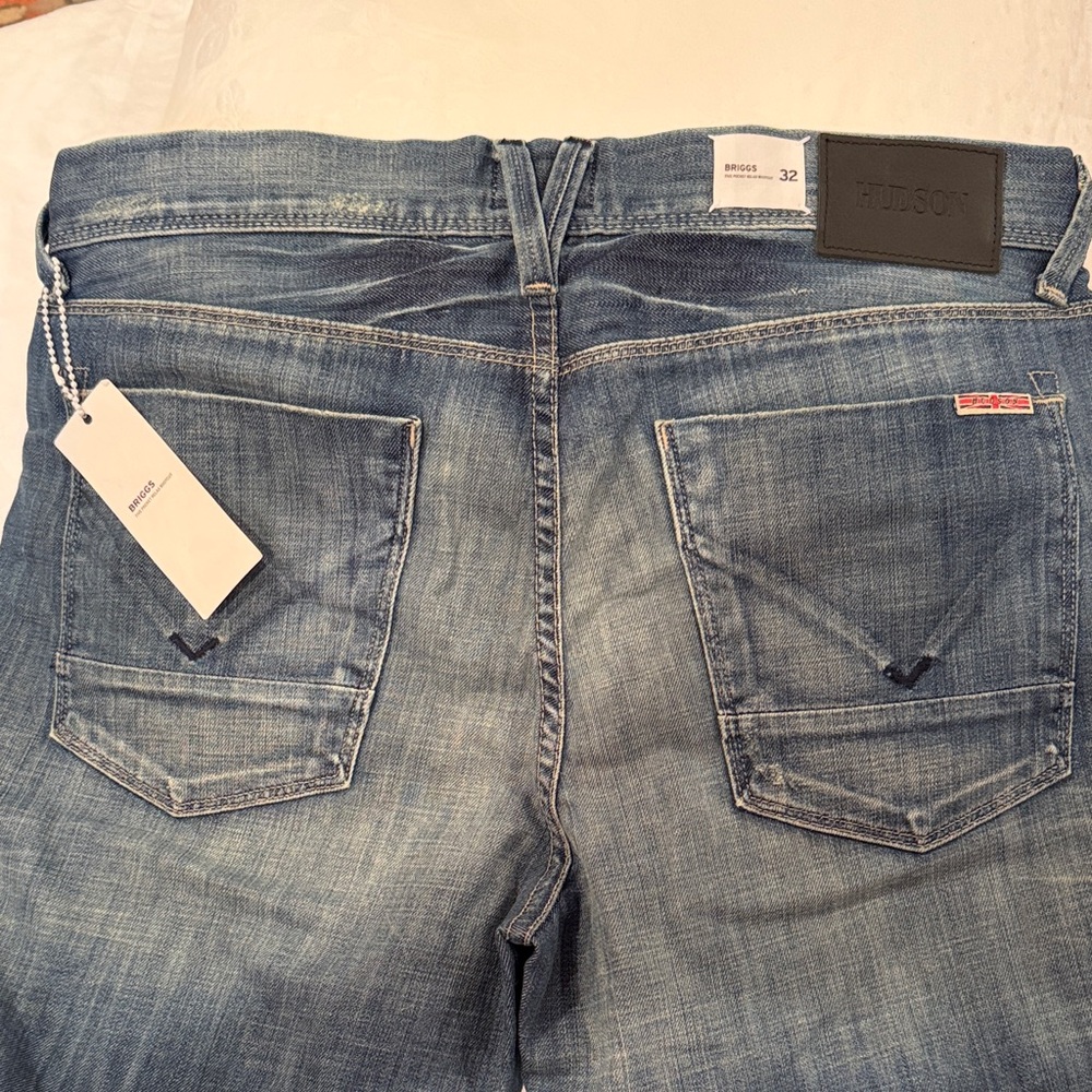 Hudson, Briggs Style Men's Relaxed Boot Cut Button Fly Jeans - Light Blue Denim